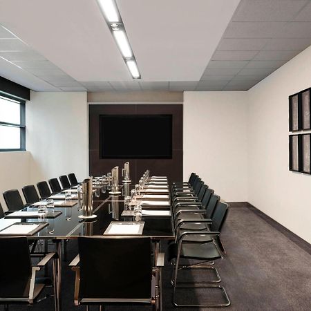 Sheraton Melbourne Hotel Extérieur photo A meeting room