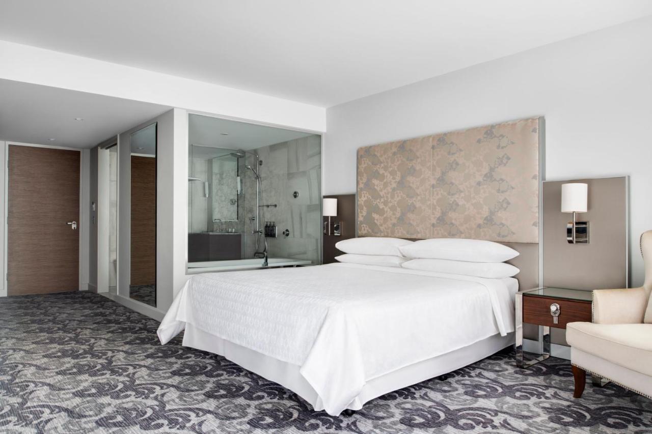 Sheraton Melbourne Hotel Extérieur photo Deluxe King