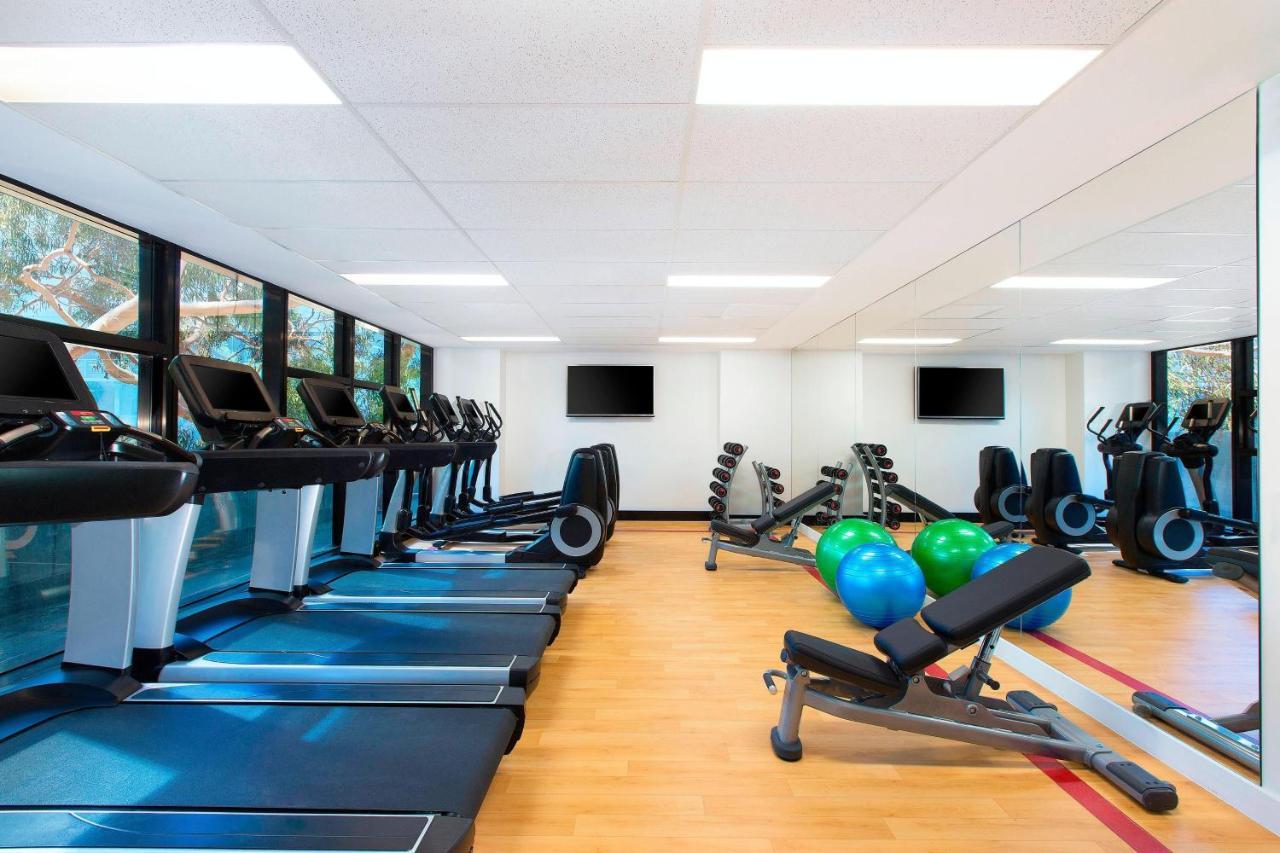 Sheraton Melbourne Hotel Extérieur photo The Westin Los Angeles Airport Fitness Center