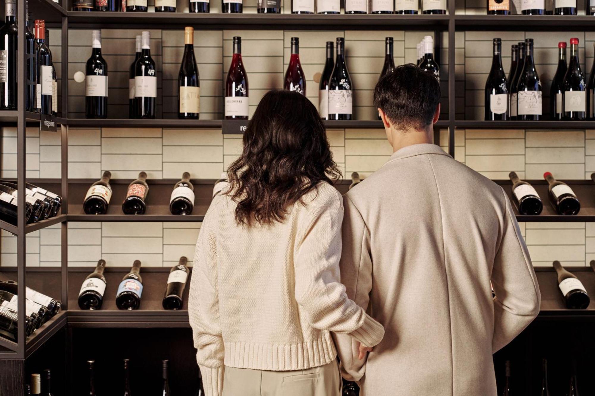 Sheraton Melbourne Hotel Extérieur photo Wine shop